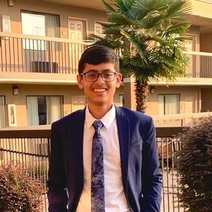 Meet your Posher, Dev